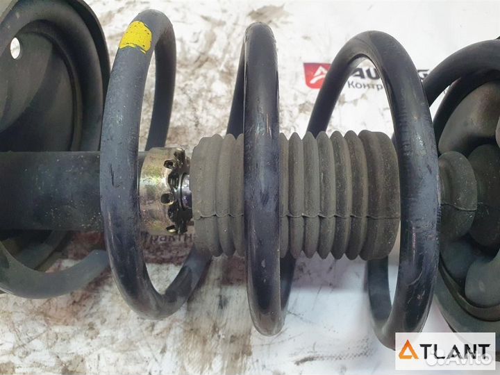 Стойка передняя правая mitsubishi dion