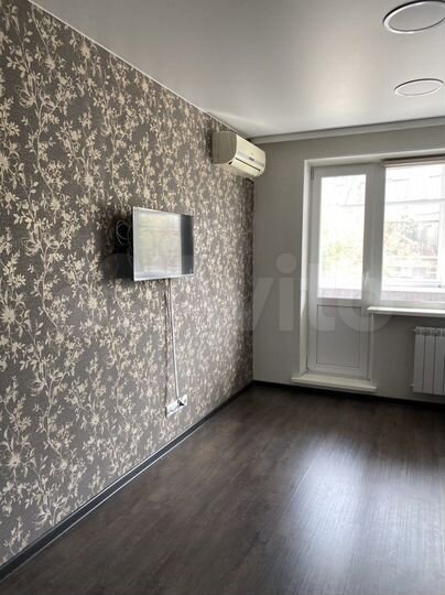 1-к. квартира, 33 м², 1/10 эт.