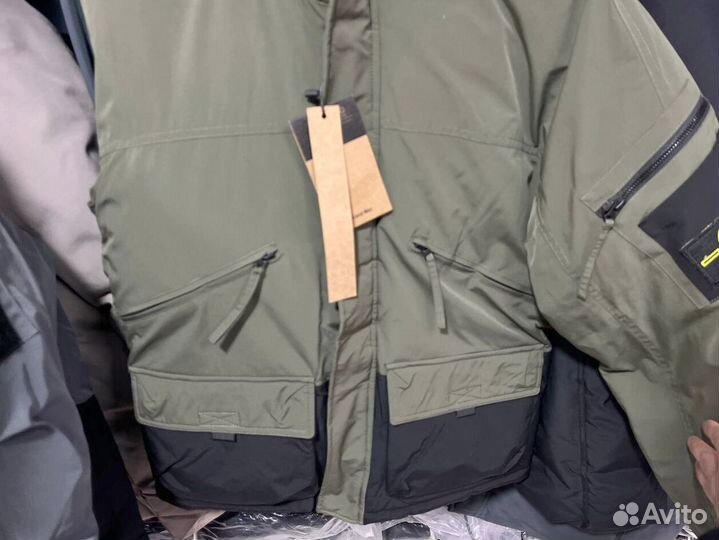 Зимние куртки Stone Island