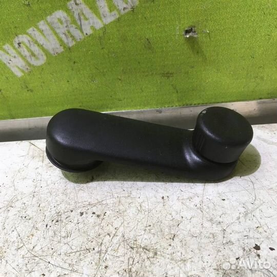 Ручка стеклоподъемника Рено Логан