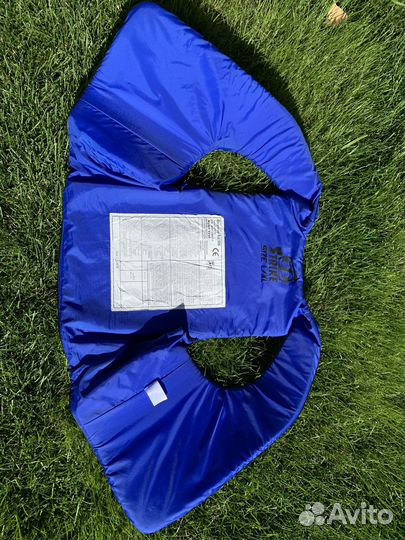 Продаются спасательные жилеты