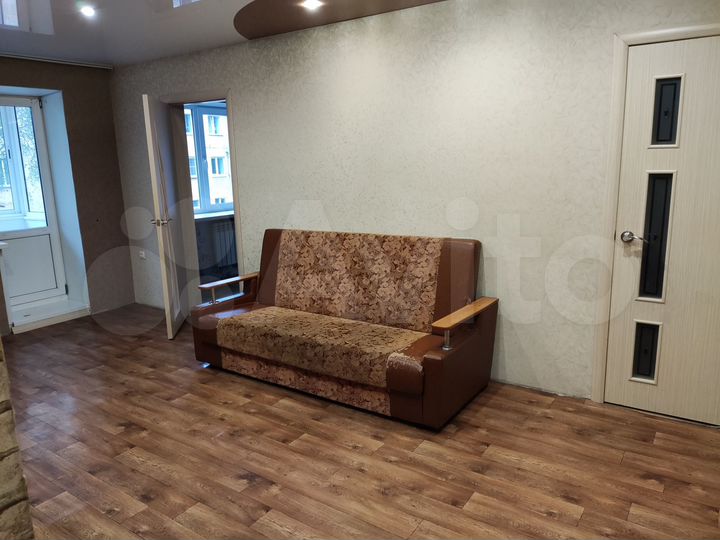 2-к. квартира, 44 м², 3/3 эт.