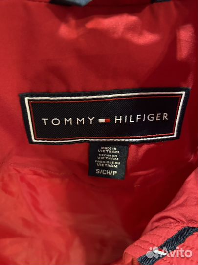 Tommy hilfiger жилетка S новая