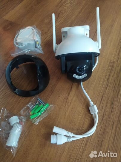 Охранная камера видеонаблюдения