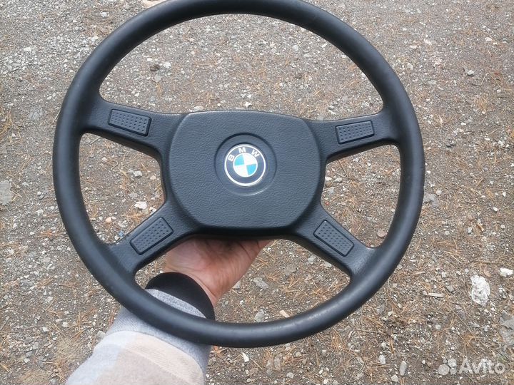 Руль BMW 3 e30