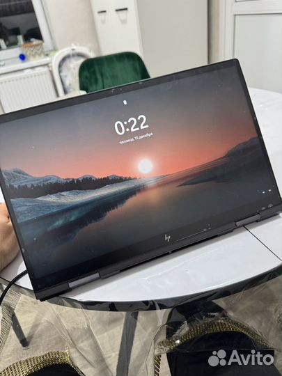 Ультрабук HP envy x360