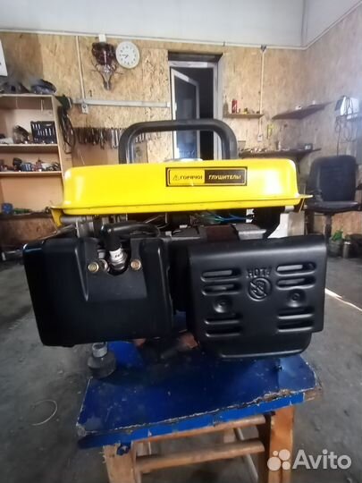 Бензиновый генератор