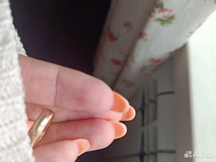 Золотое кольцо обручальное