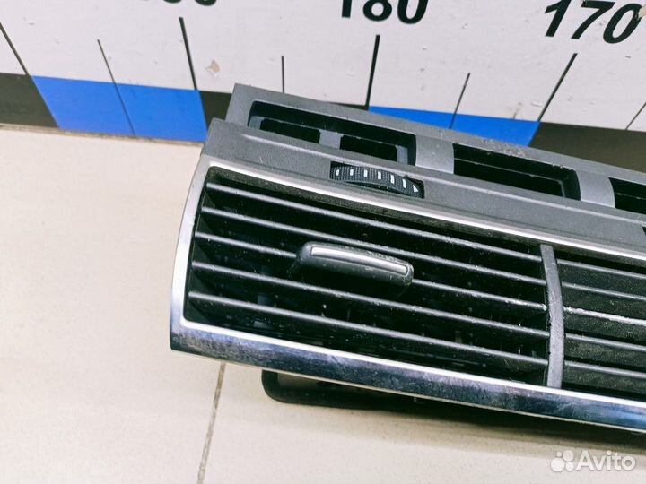 Дефлектор воздушный A6 C6,4F 2005-2011