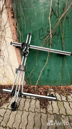 Велокрепление на крышу thule