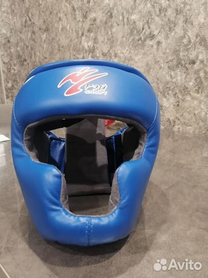 Шлем для единоборств