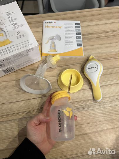 Молокоотсос medela ручной