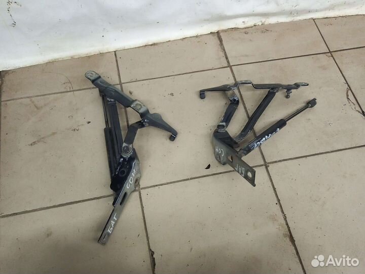 Петли багажника Хендай Соната EF