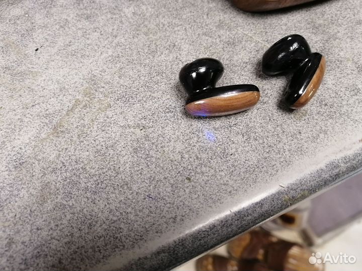 Без проводные наушники