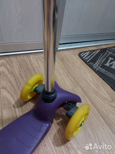 Самокат детский трехколесный