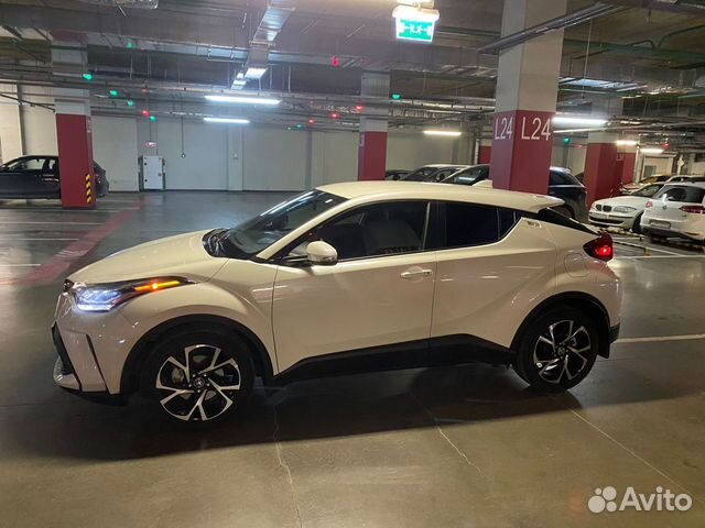 Toyota C-HR 2.0 CVT, 2021, 18 750 км