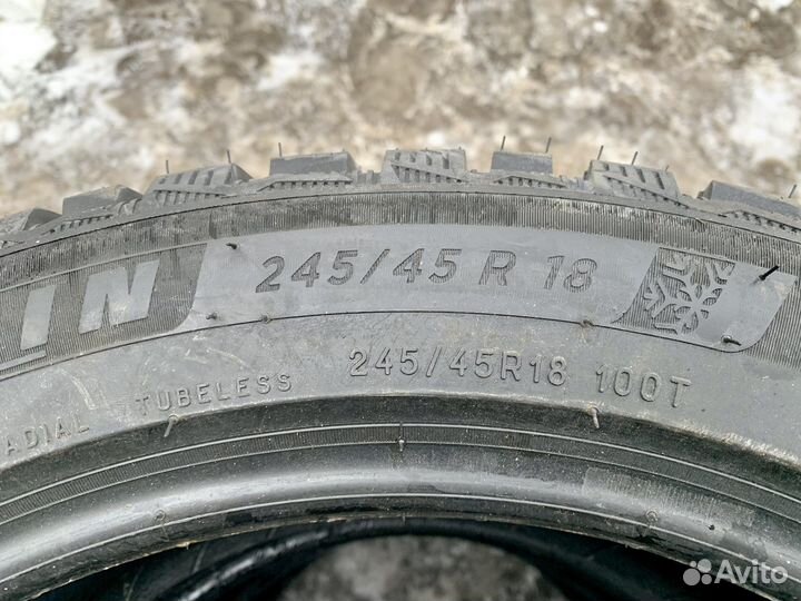 Michelin X-Ice North 4 245/45 R18 100T