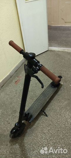 Продаю электросамокат