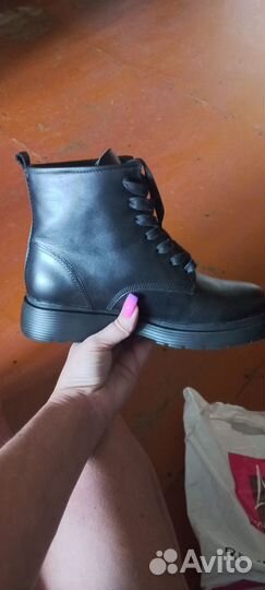 Ботинки натуральная кожа новые 39 размер