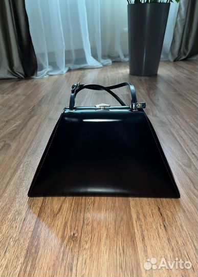 Сумка тоут с логотипом Prada