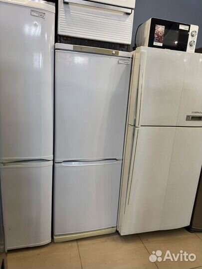 Холодильник indesit бу sb1670.028