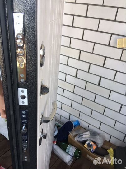 Двери металические входные