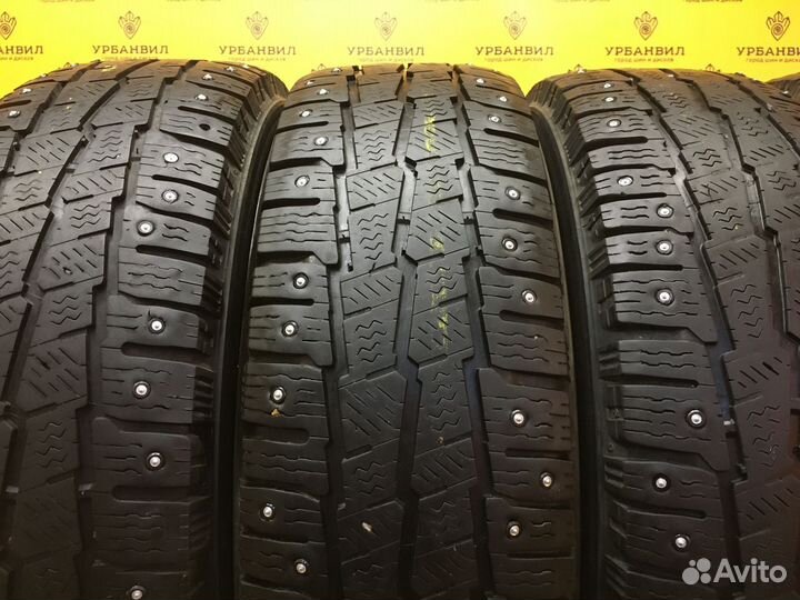 Michelin Agilis X-Ice North 215/70 R15C R