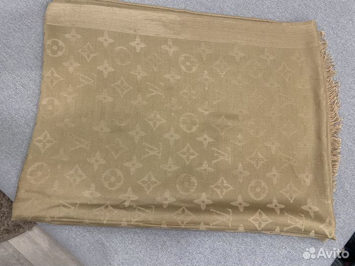 Шарф-палантин