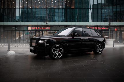 Аренда Rolls Royce Cullinan Black Badge в Москве