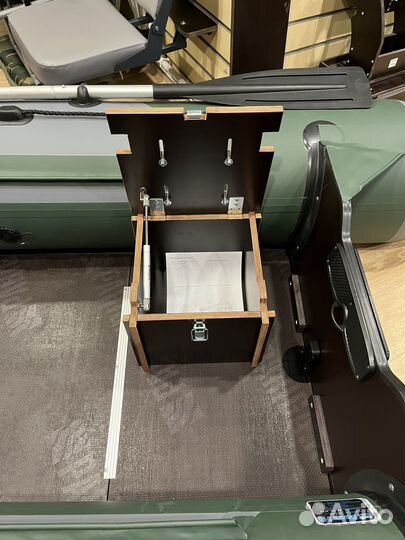 Рундук в лодку