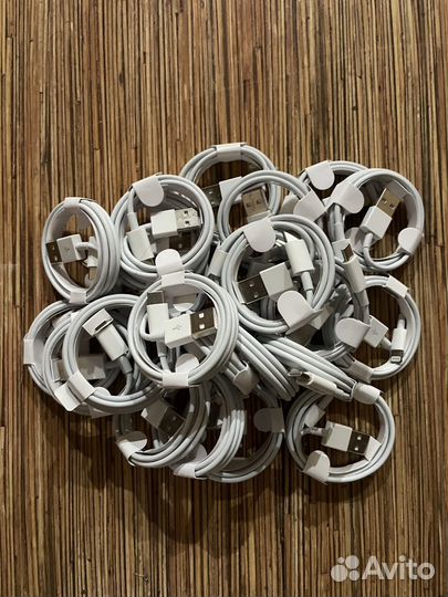 Кабель для зарядки телефона