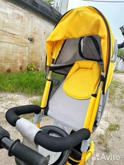 Трехколесный велосипед с родительской ручкой