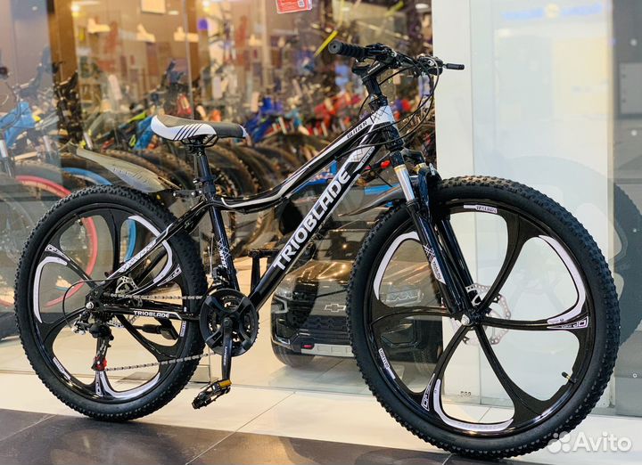 Велосипед новый Trioblade 3061 26'' черный/белый