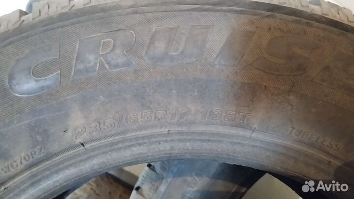 Bridgestone Blizzak LT 235/65 R17