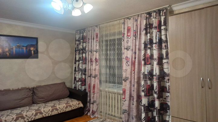 2-к. квартира, 55 м², 4/10 эт.