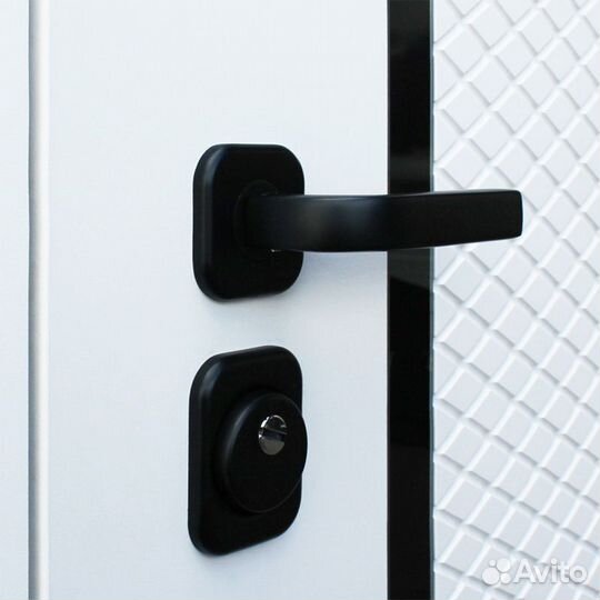 Дверь входная Ливерпуль