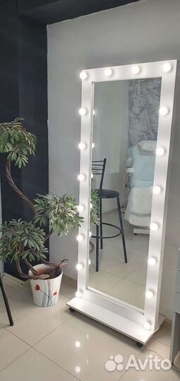 Гримёрное зеркало ростовое