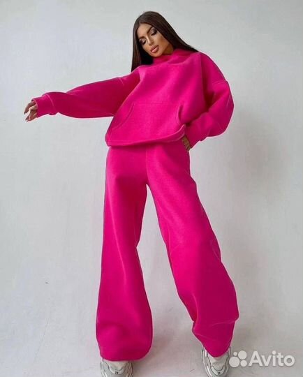 Женский спортивный костюм флисовый