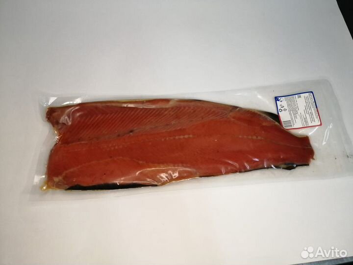 Нерка холодно копчения пласт