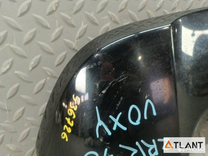 Спойлер toyota voxy