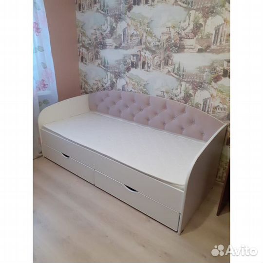 Кровать для малыша лдсп съёмный борт велюр