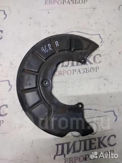 Пыльник тормозного диска VW Golf V Plus 2005-2014
