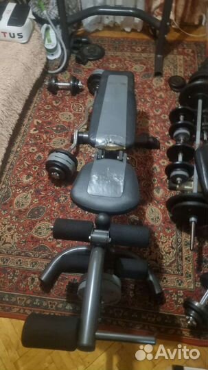 Стойки для жима штанги гантели