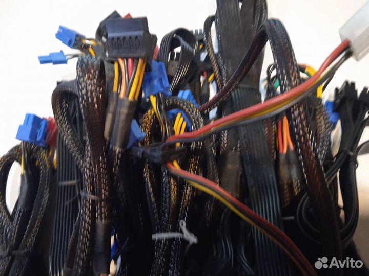 Кабель для модульного блока питания