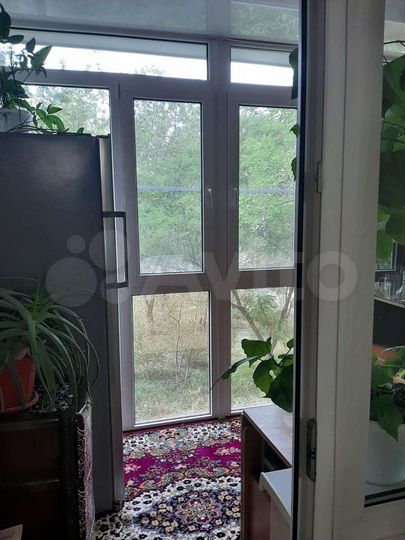 3-к. квартира, 60 м², 2/5 эт.
