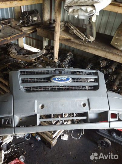 Центральная часть бампера Форд Транзит