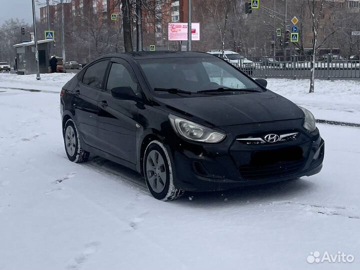 Hyundai Solaris 1.4 AT, 2013, 150 000 км