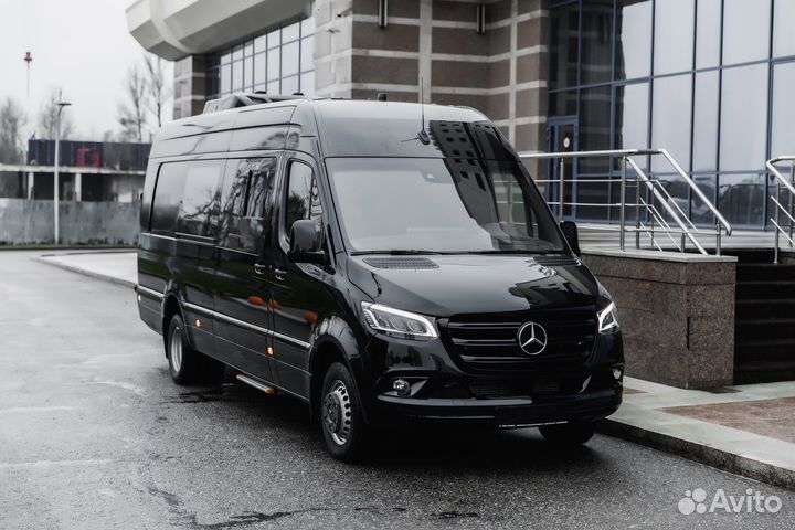 Аренда микроавтобуса Mercedes VIP кабинет 7 мест