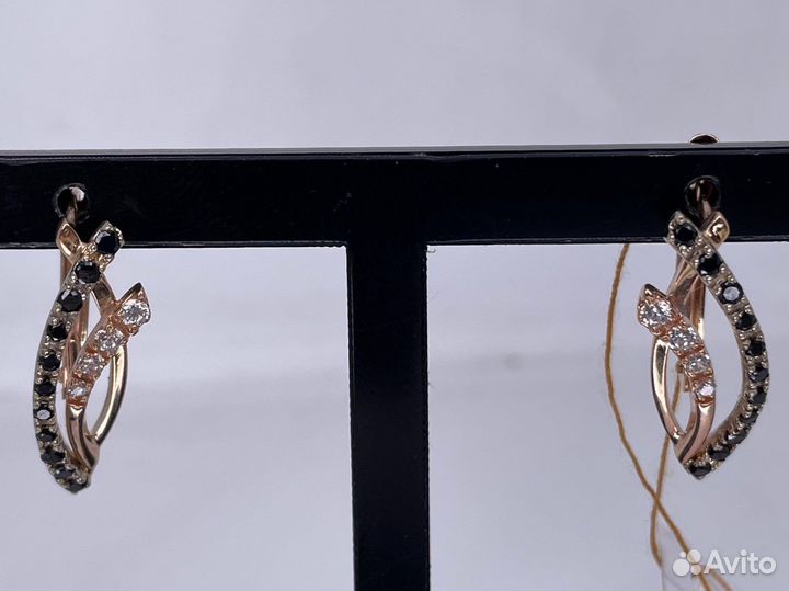 Золотые серьги 4.41 гр