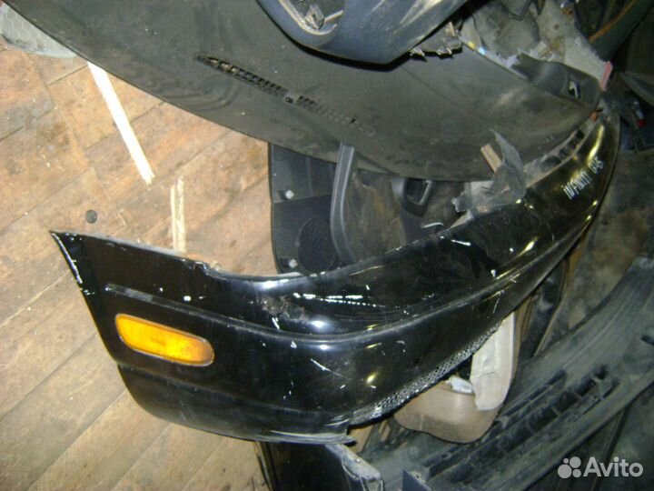 Бампер передний Infiniti Q45 цвет черный